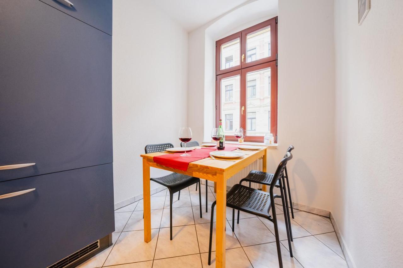 Blue Chili 08 - Magdeburg 2-Zimmer Altbau, Wi-Fi, 5 Pax Buitenkant foto